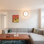 Daire Ostkueste - Groth Design *