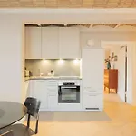 Ostkueste - Groth Design Daire *