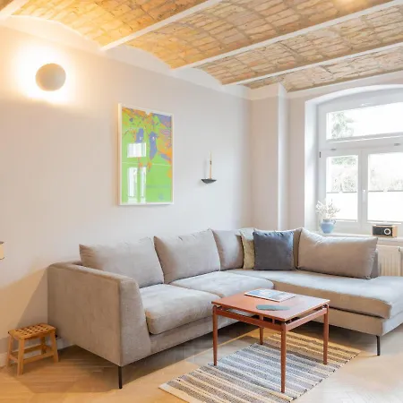 Ostkueste - Groth Design * 塞巴特黑灵斯多夫